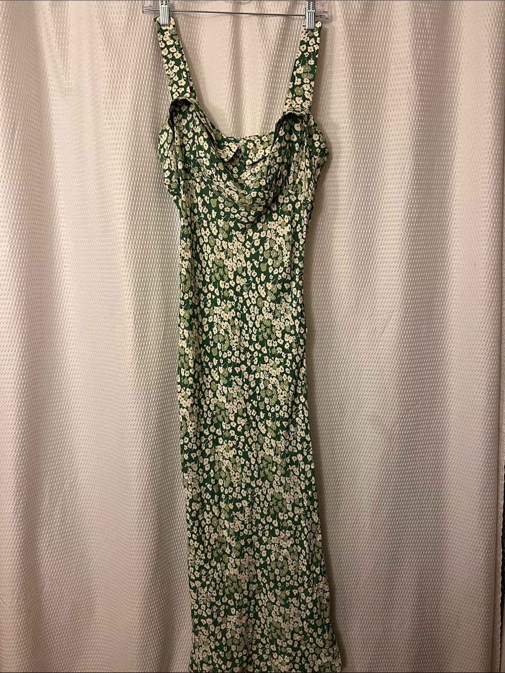 👗 NWT Reformation “Tancy” Green Floral Midi Dress 🤍